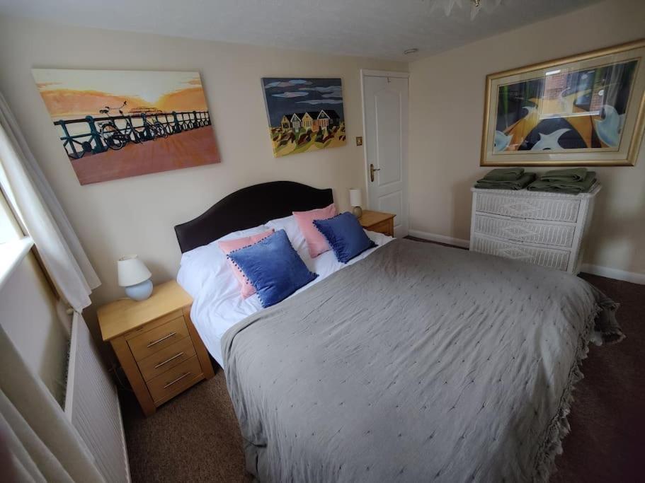 Stunning 1 Bedroom Apartment Over Looking River Rye Bagian luar foto